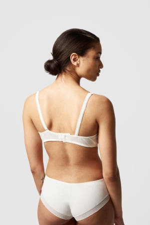 TRUE LACE 0LW MILK